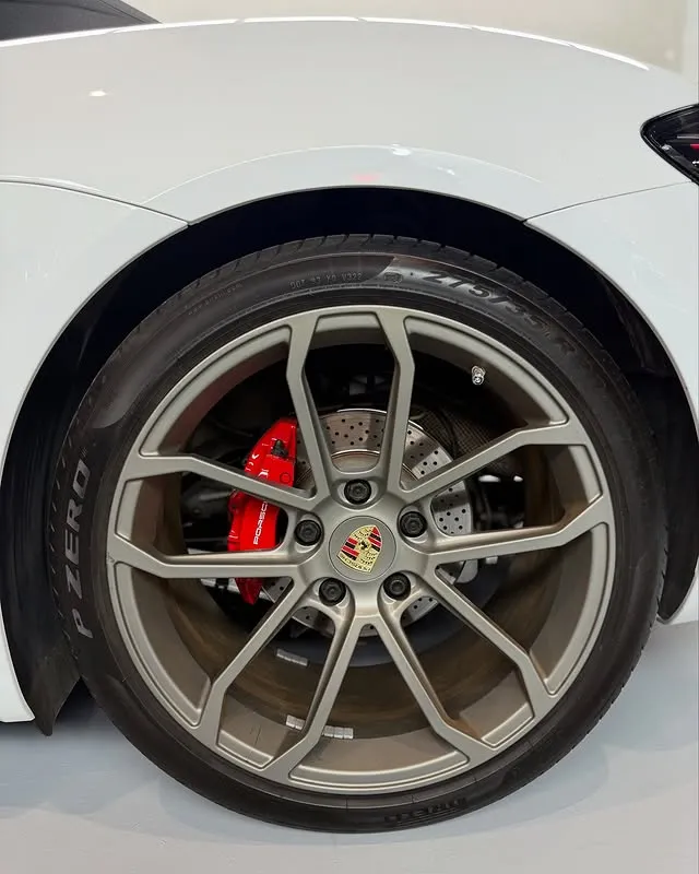 Porsche 718 Boxster 2.0T 敞篷