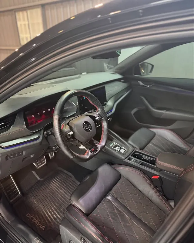 Octavia RS 斜背MK4