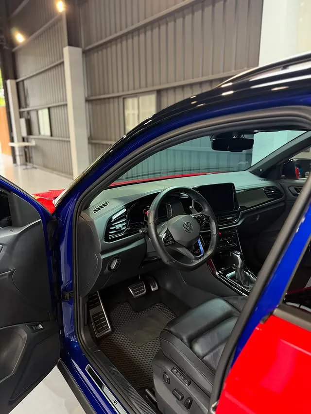 VW T-Roc R