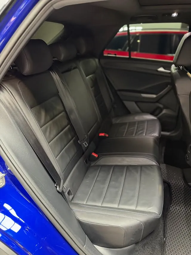 VW T-Roc R