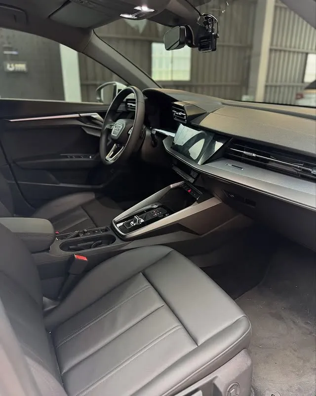 Audi A3 SB 30 TFSI ADV進化版