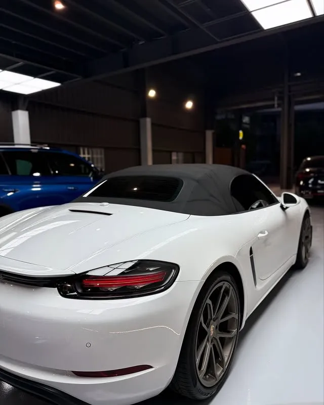 Porsche 718 Boxster 2.0T 敞篷