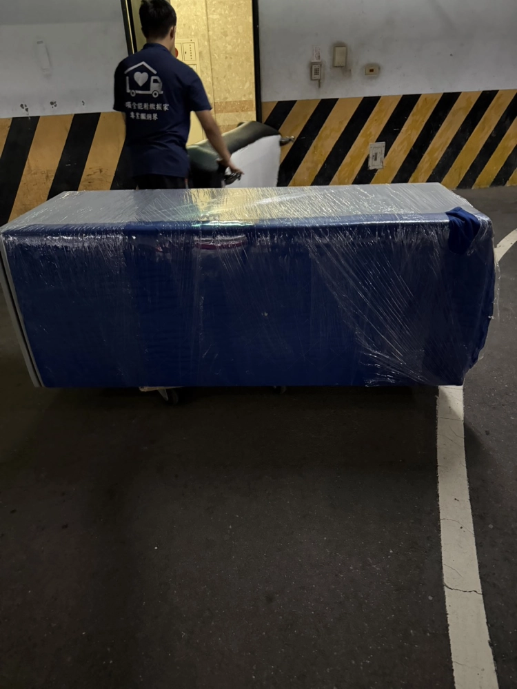 餐廳設備搬運