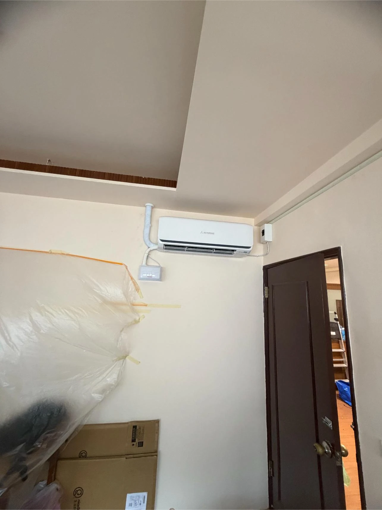 桃園是龍潭區-分離式冷氣安裝工程