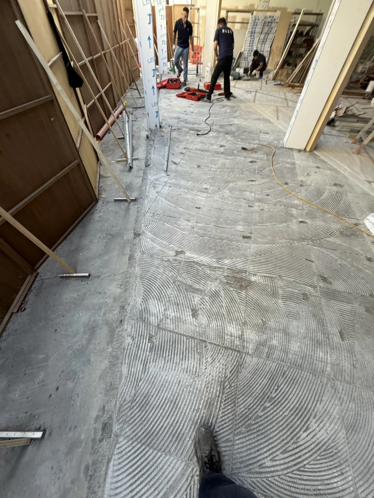 大里康是美 地磚打除｜台中地磚打除｜台中拆除工程