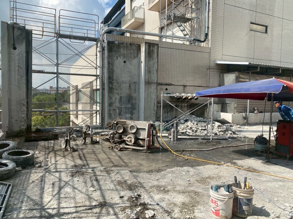 專業鑽石鏈鋸拆除