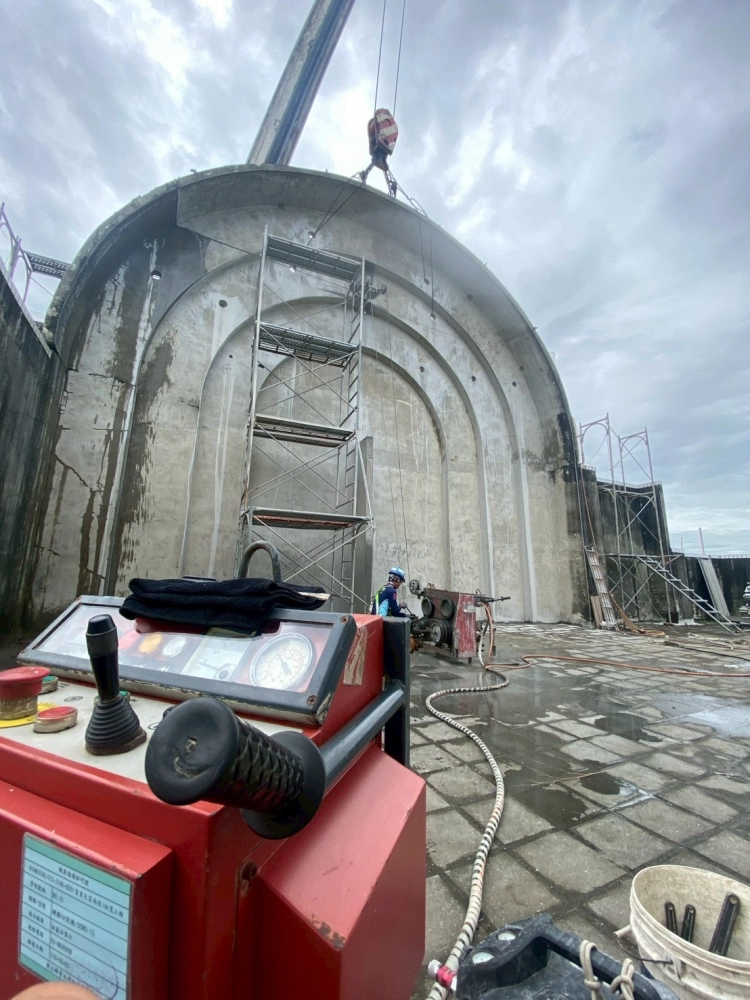 專業鑽石鏈鋸拆除