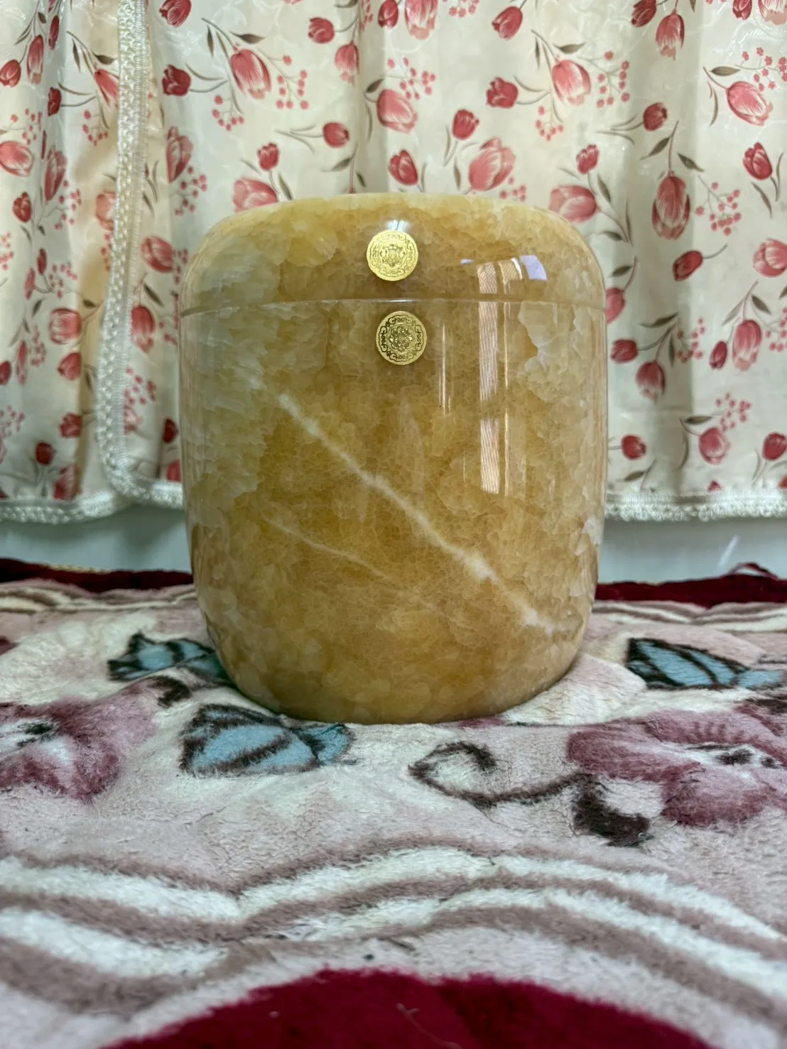 契約款黃玉骨灰甕