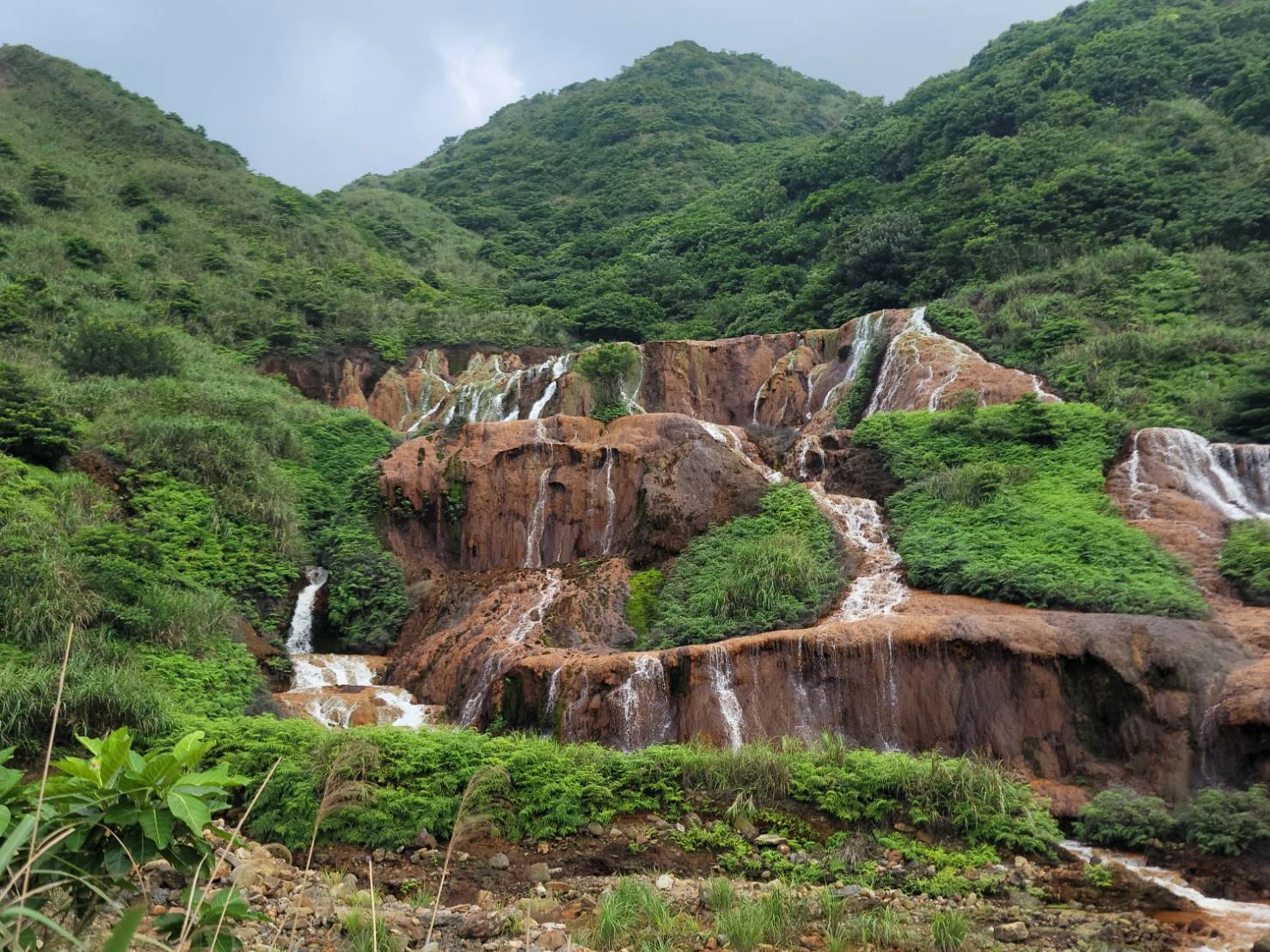 新北瑞芳黃金瀑布｜新北包車旅遊