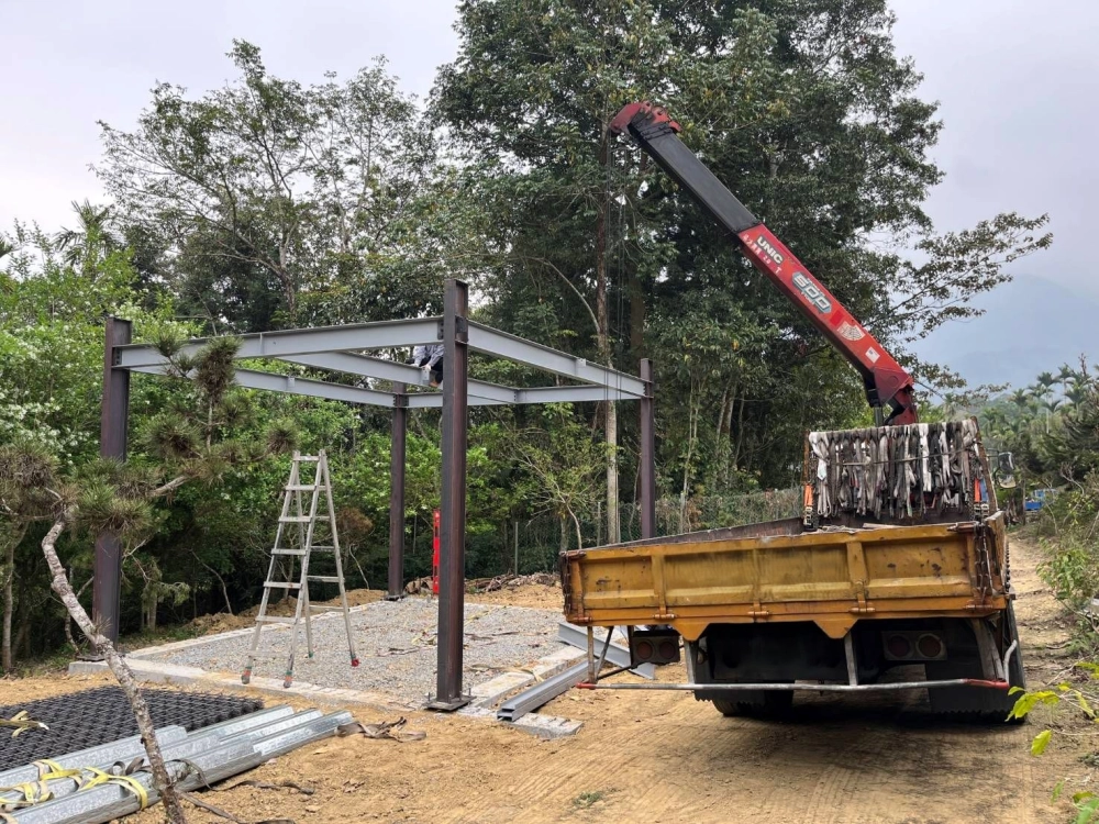 115.3.22鋼骨組裝