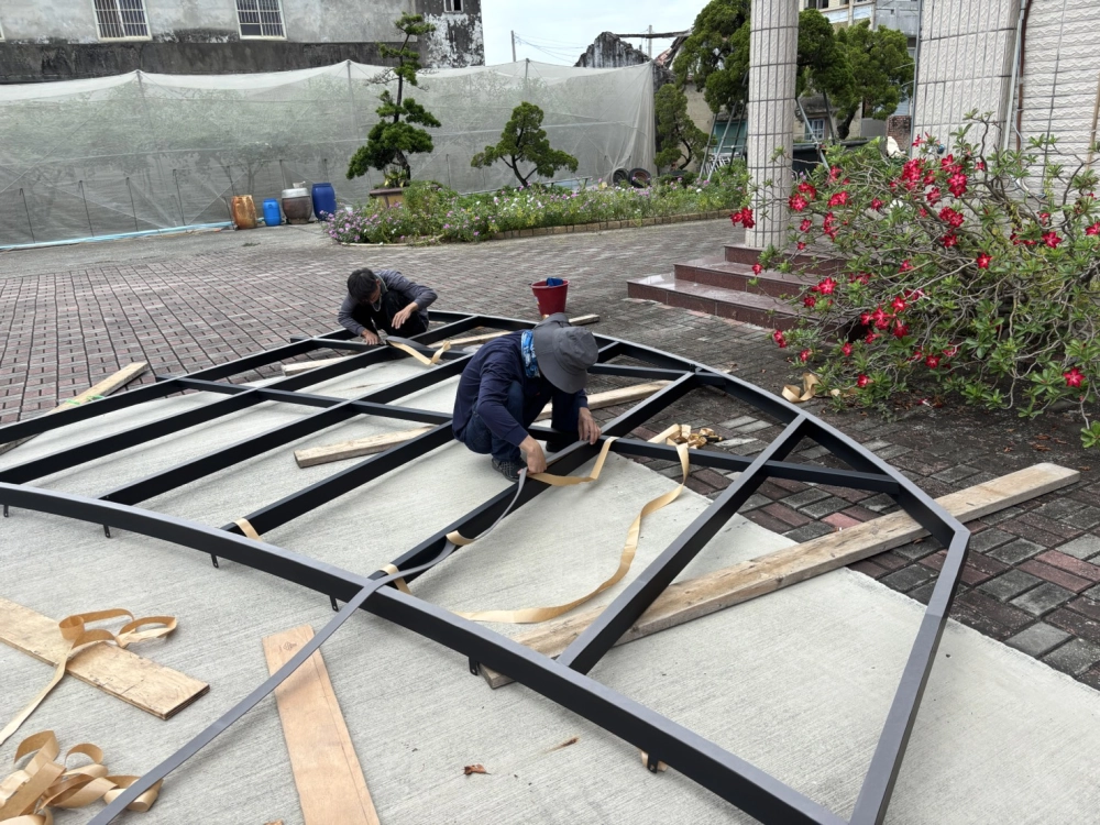 雙強化採光玻璃施作