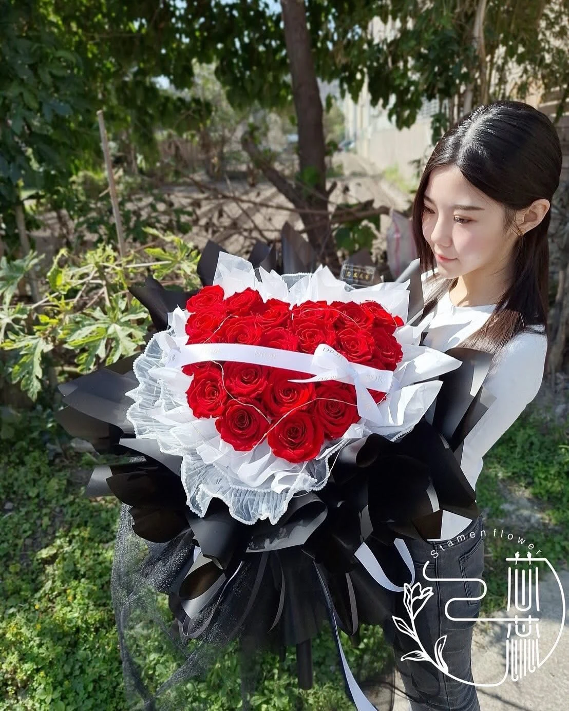 21朵厄瓜多頂級永生玫瑰巨型花筒包裝