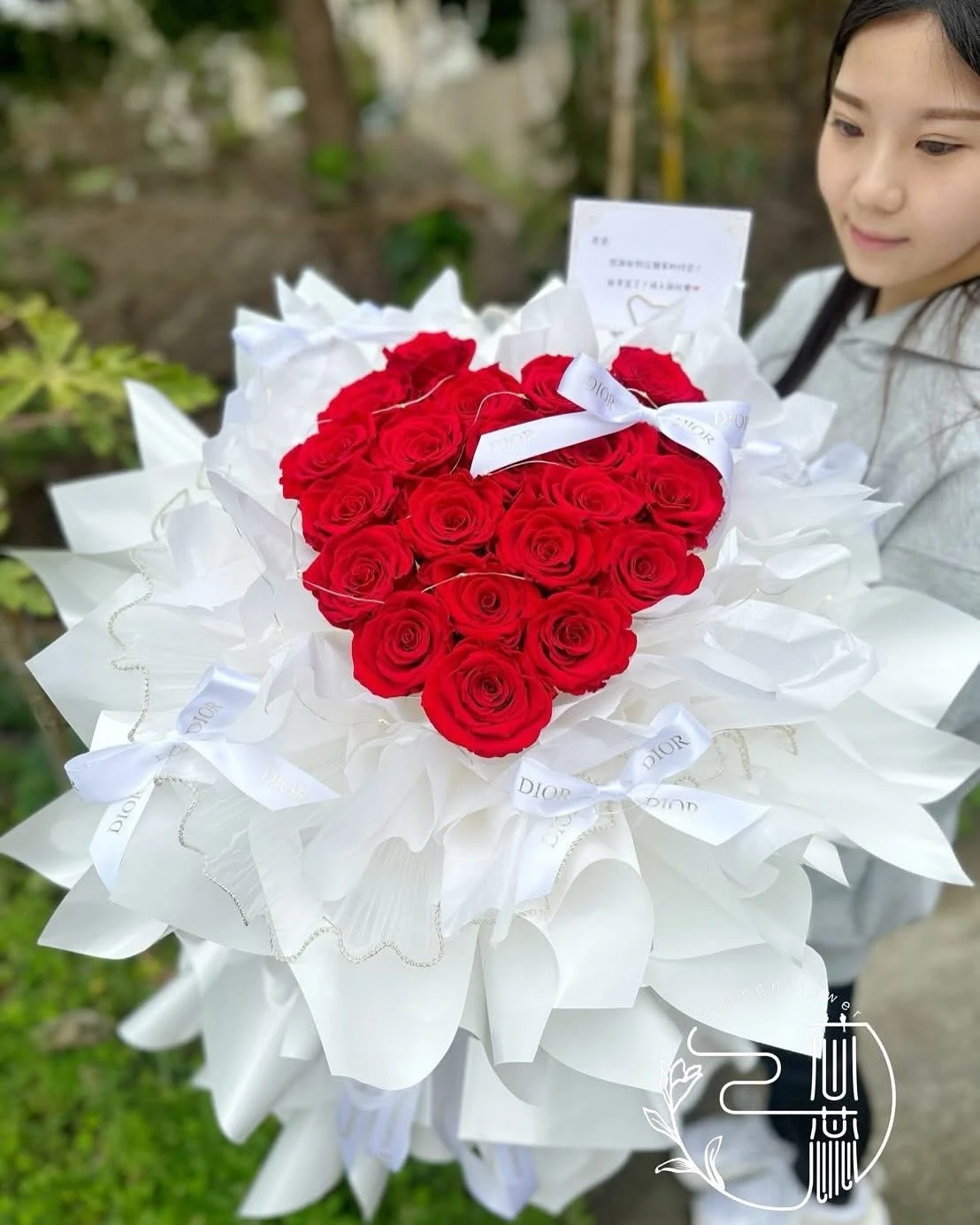 21朵厄瓜多頂級永生玫瑰巨型花筒包裝