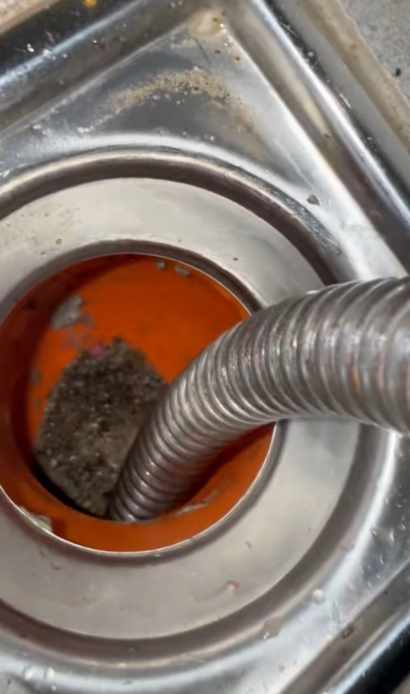 新竹水管疏通｜水管堵塞水泥｜水管堵塞疏通