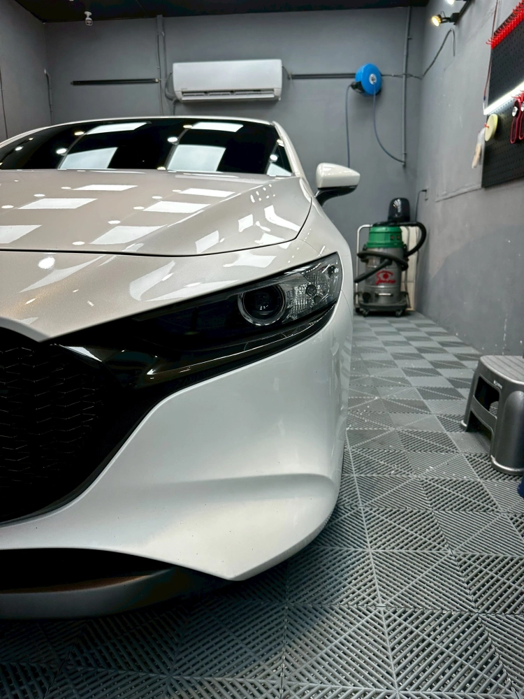 MAZDA 3-極致護理美容(贈前擋玻璃鍍膜)