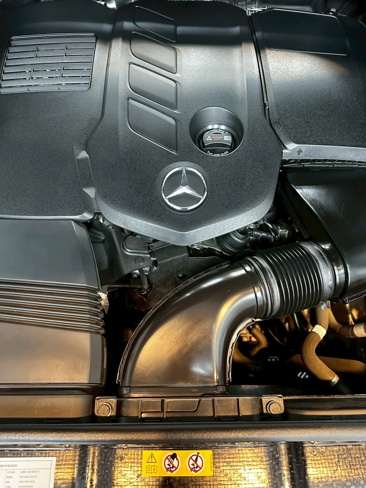 Mercedes Benz  GLE 300-兩年期鍍膜