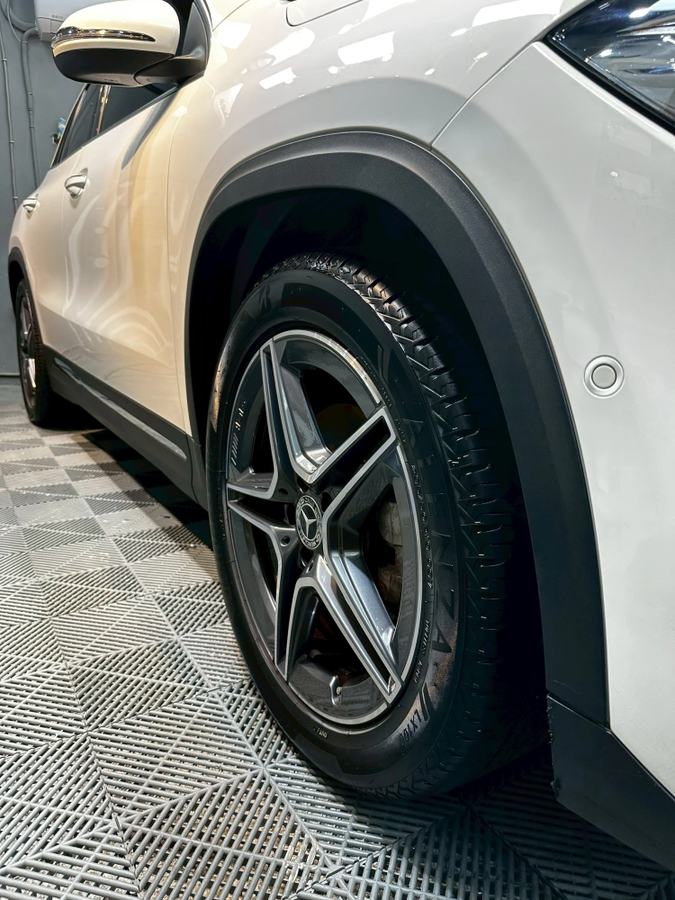 全車鍍膜完工照