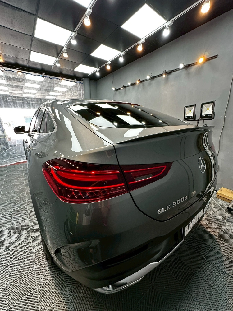 Mercedes Benz  GLE 300-兩年期鍍膜