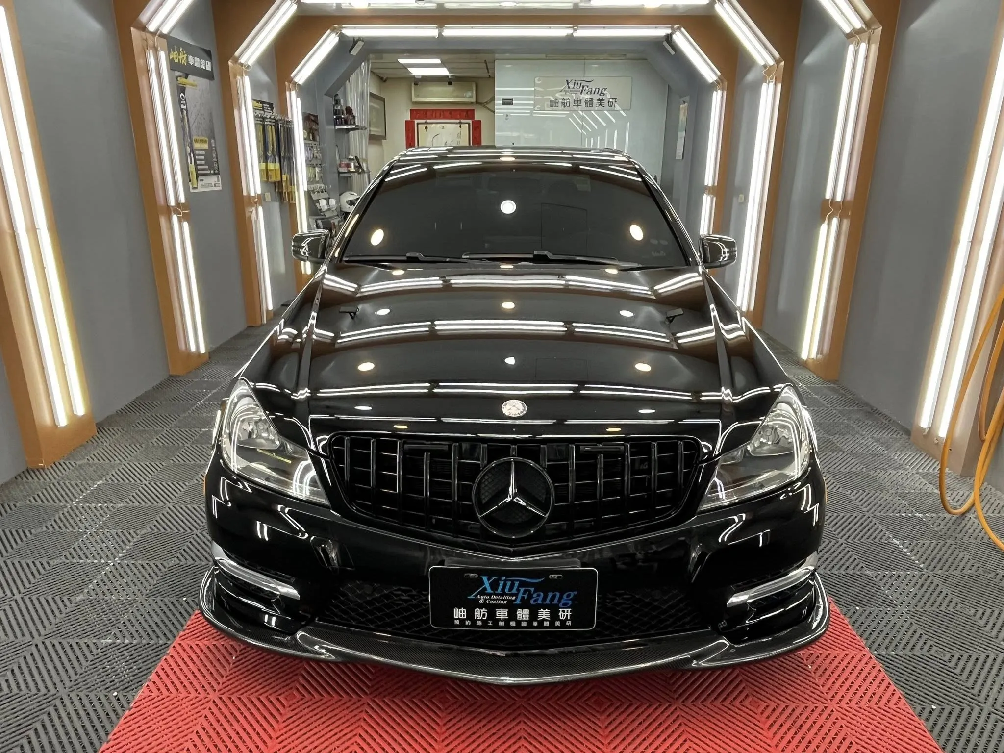 《Mercedes-Benz C250｜車體鍍膜》｜台南新車鍍膜｜安平區車體鍍膜