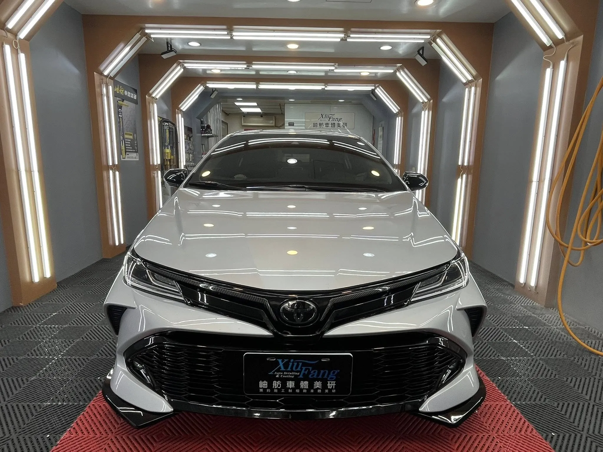 《TOYOTA ALTIS｜車體鍍膜》