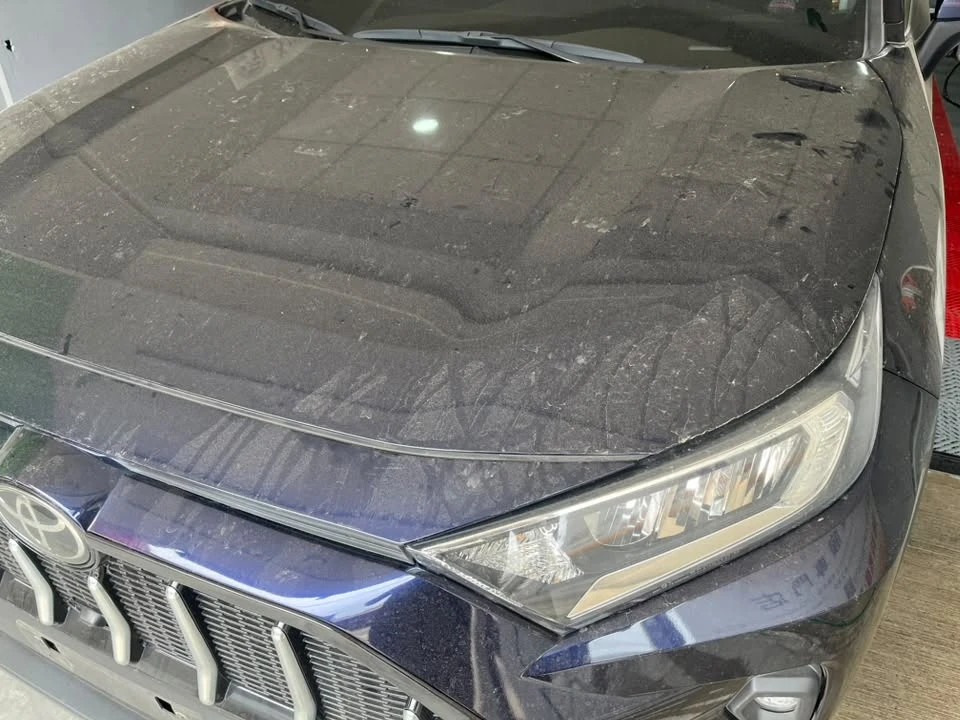 《 TOYOTA RAV4｜飛漆處理、車體美容、車體鍍膜 》