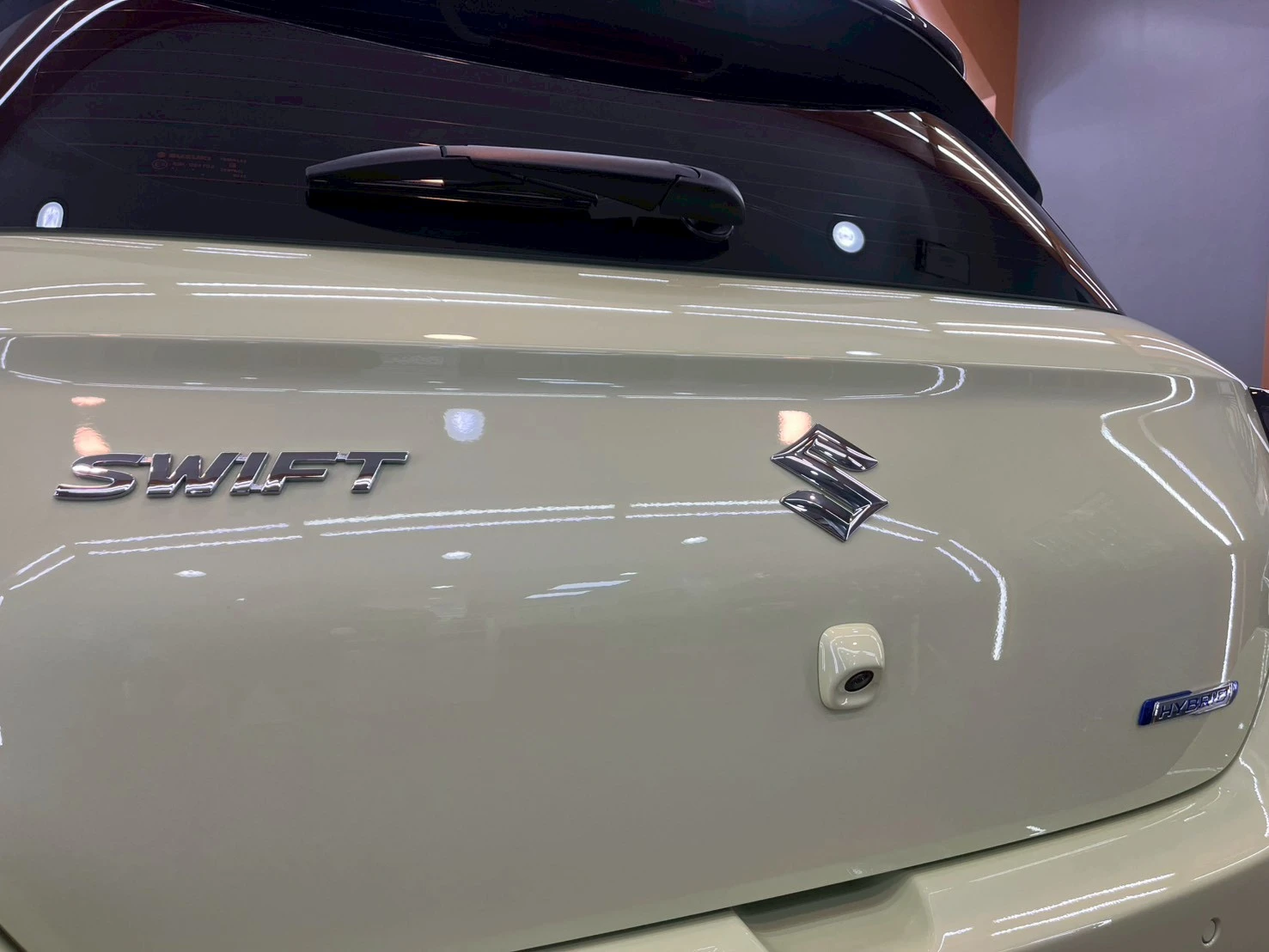 SUZUKI Swift