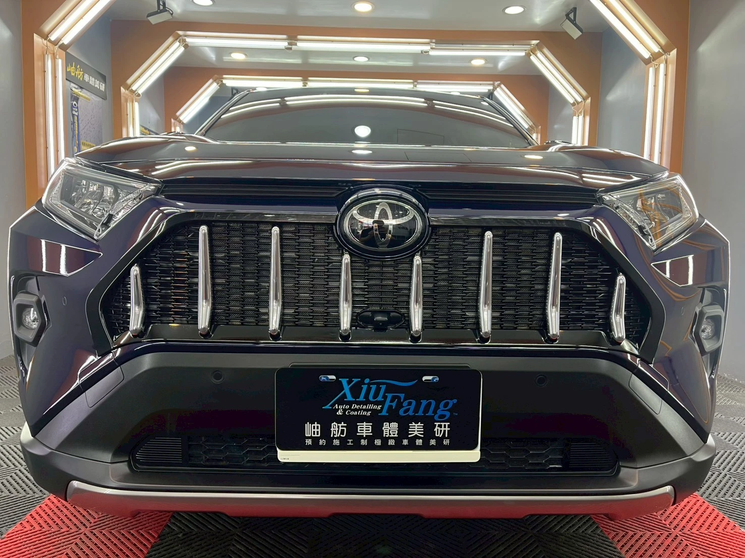 全車飛漆處理+全車鍍膜TOYOTA RAV4