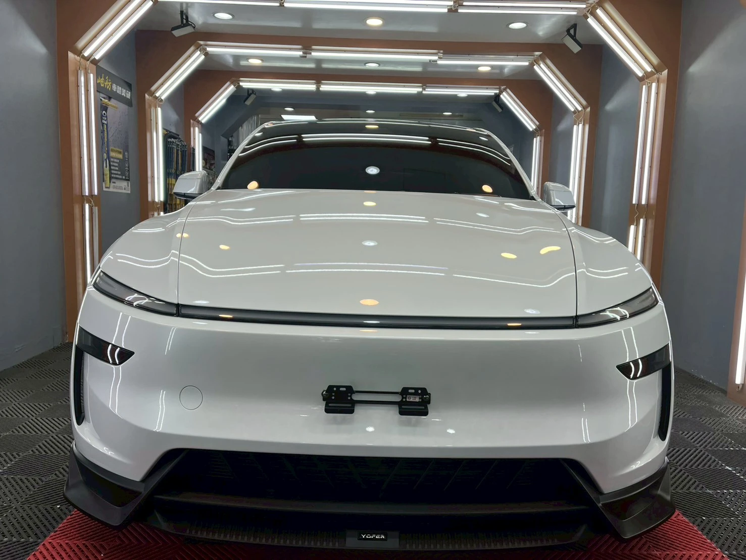 TESLA Model 煥新Y