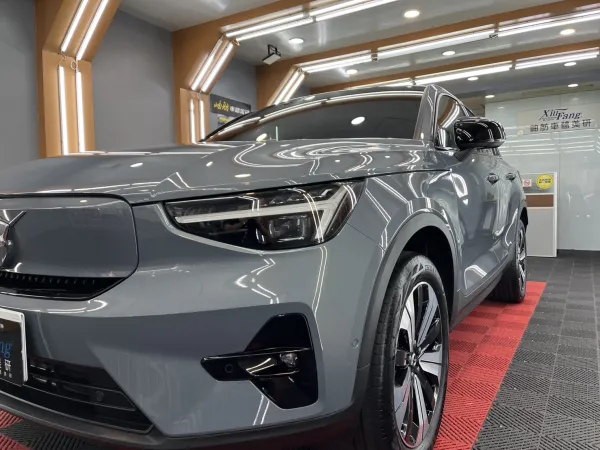 Volvo C40