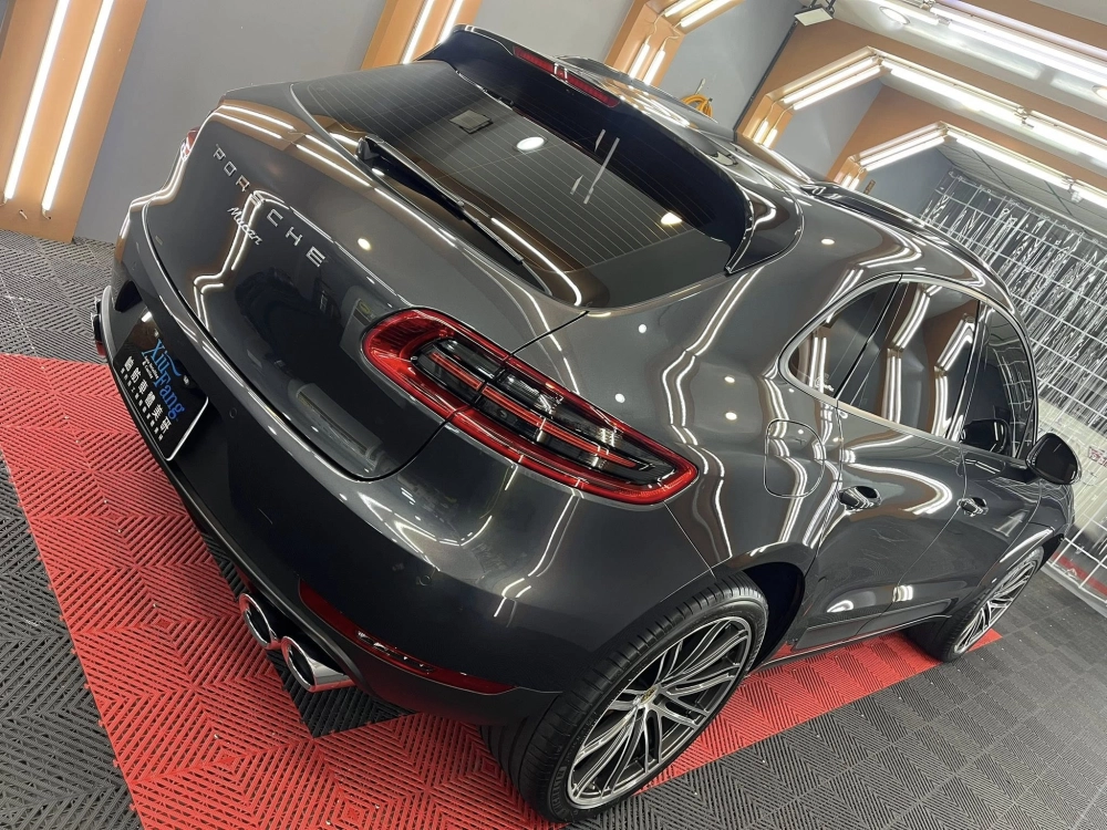 《Porsche Macan｜車體鍍膜》