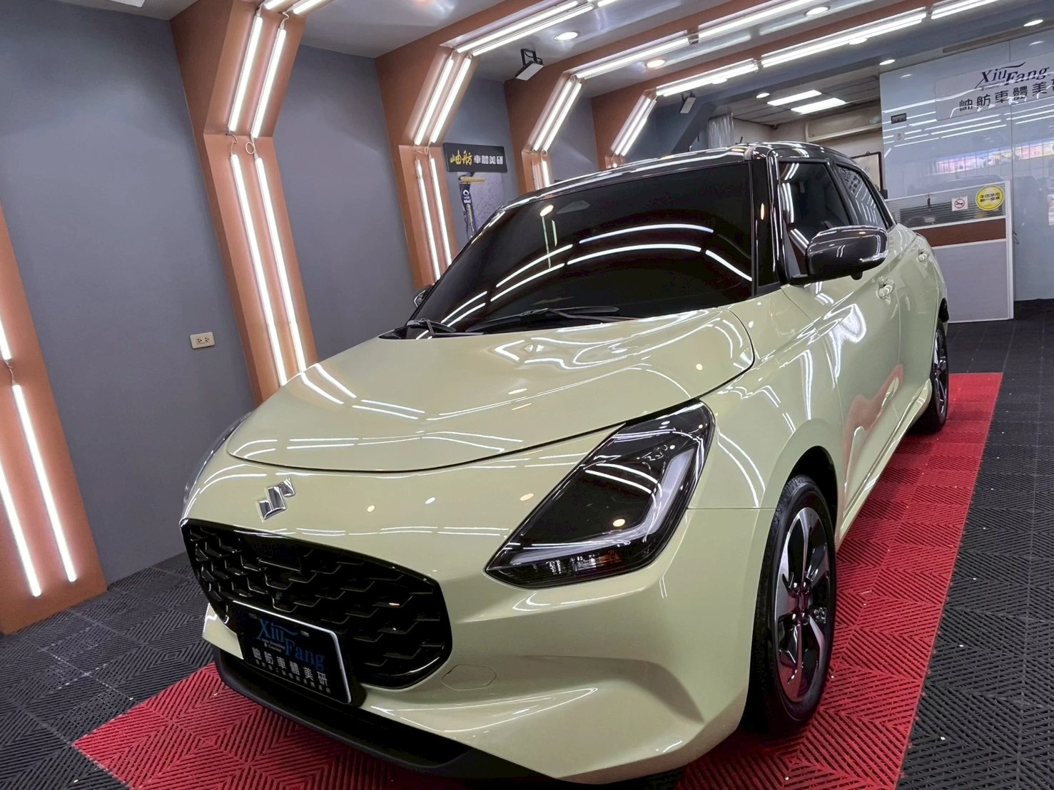 SUZUKI Swift