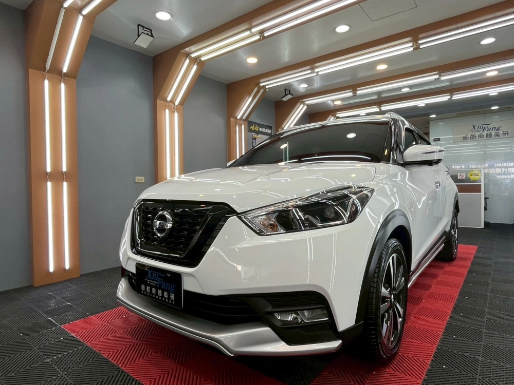 NISSAN KICKS