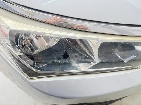 施工項目｜車燈氧化還原（霧化修復）