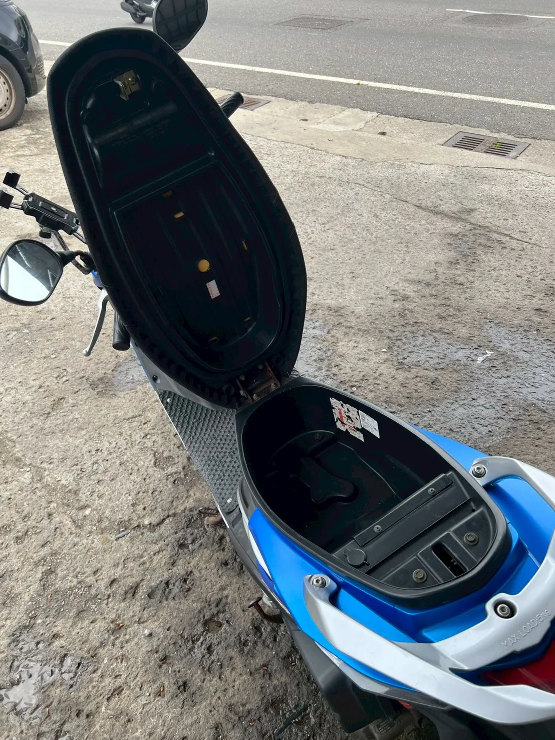 PGO BON125 2023