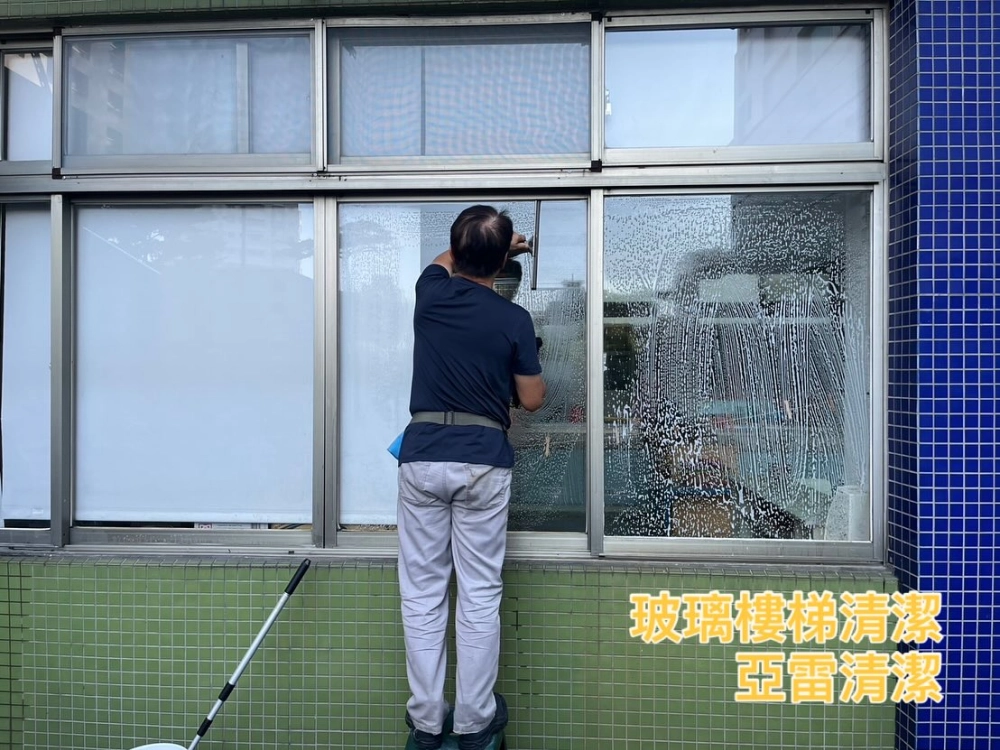 幼稚園年度大掃除