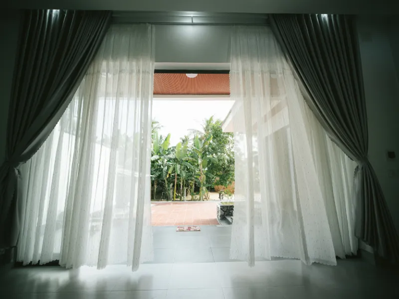 窗簾選錯,小心家裡變烤箱!窗簾挑選懶人包一次看懂,做自己的西曬救星!