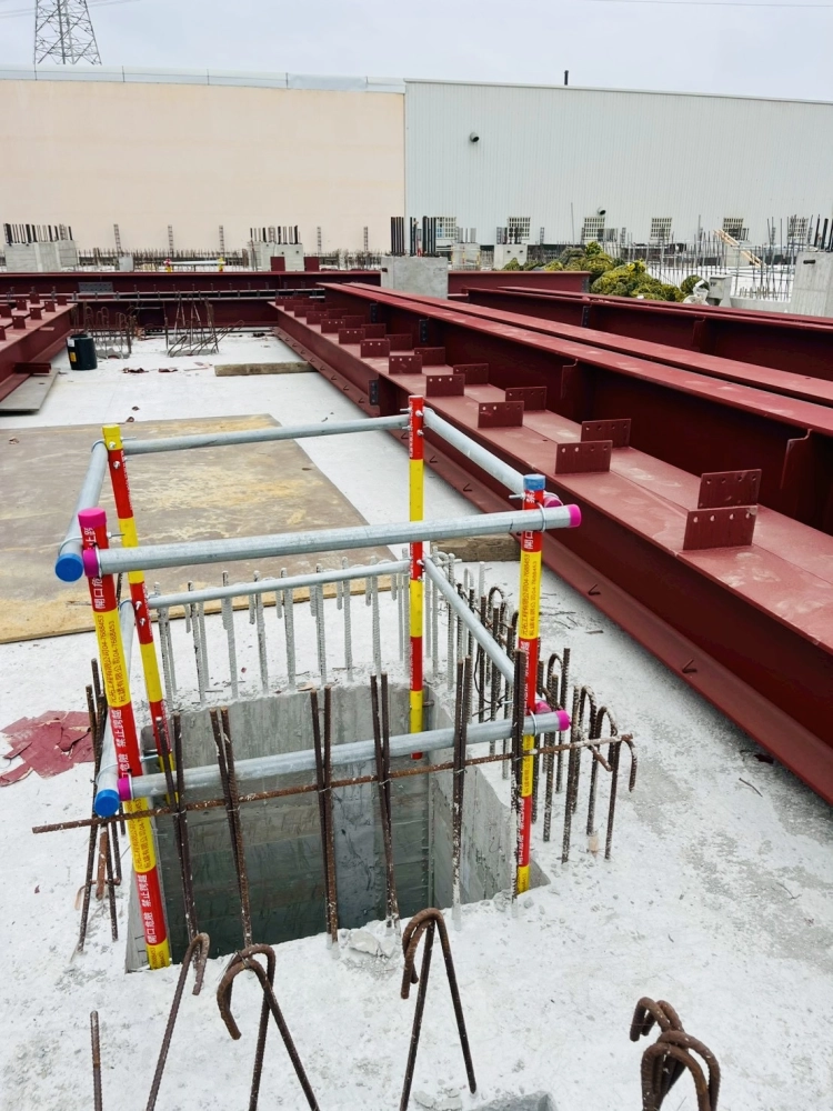 管道、開口護欄施工