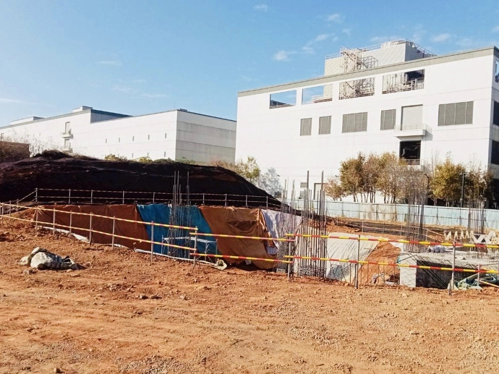 警示型包膜安全欄杆