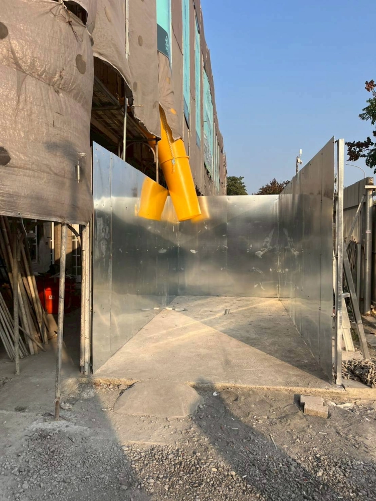 垃圾集中槽、電梯井垃圾斜槽（板）