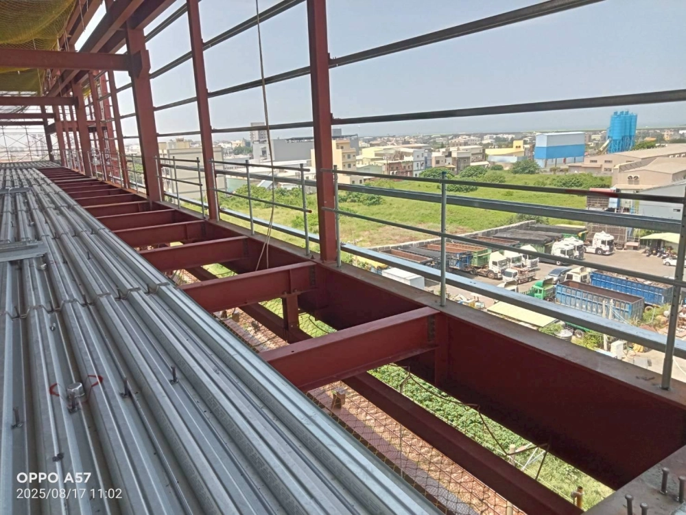 鋼構外圍、管道安全欄杆、鋼構樓梯扶手