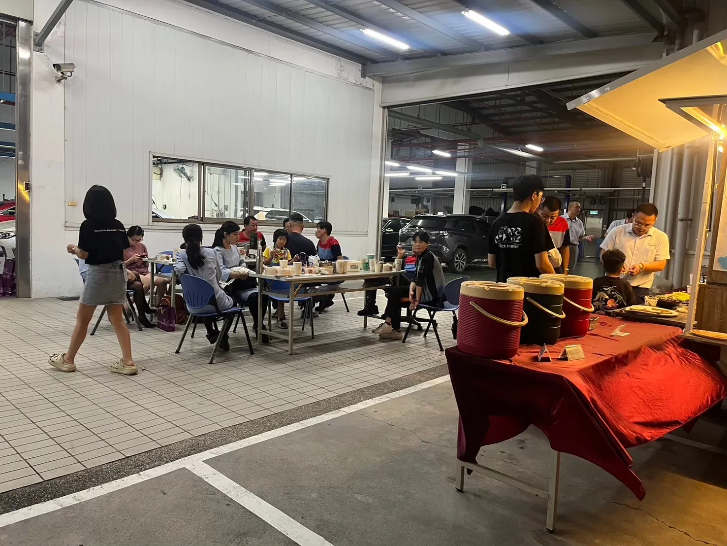 20240911來來來～在忙也要犒賞員工一下！中秋活動！找餐車就是方便！