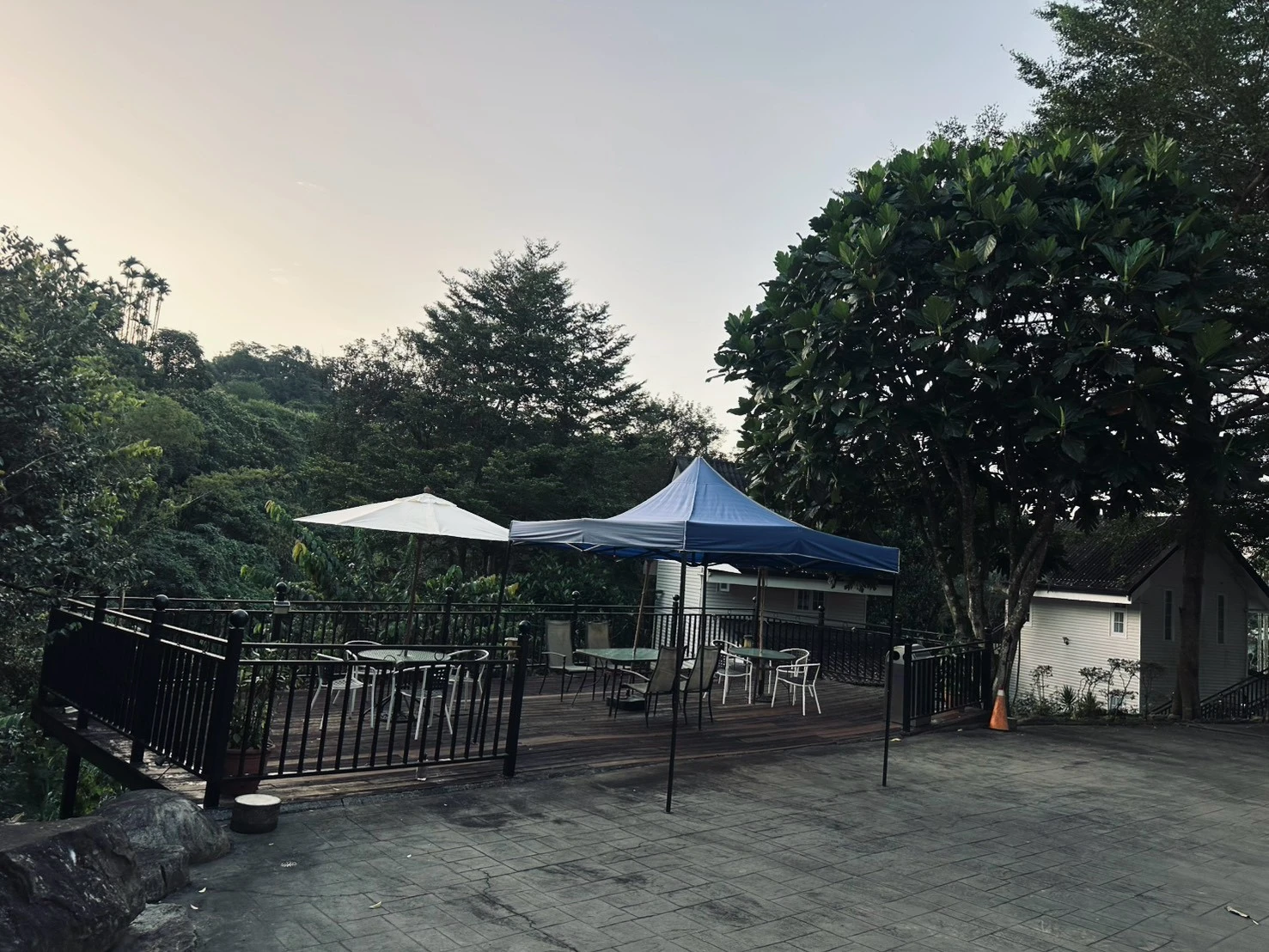 感謝 新竹餐飲同業員工旅遊聘請啤老闆到府服務！