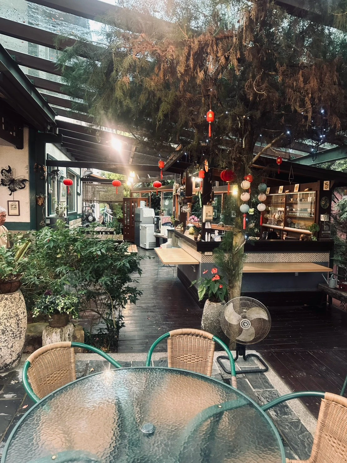 感謝豐原美髮業者的信任，聘請啤老闆再次來到三茅屋民宿辦理燒烤外燴！豬員工旅遊快樂