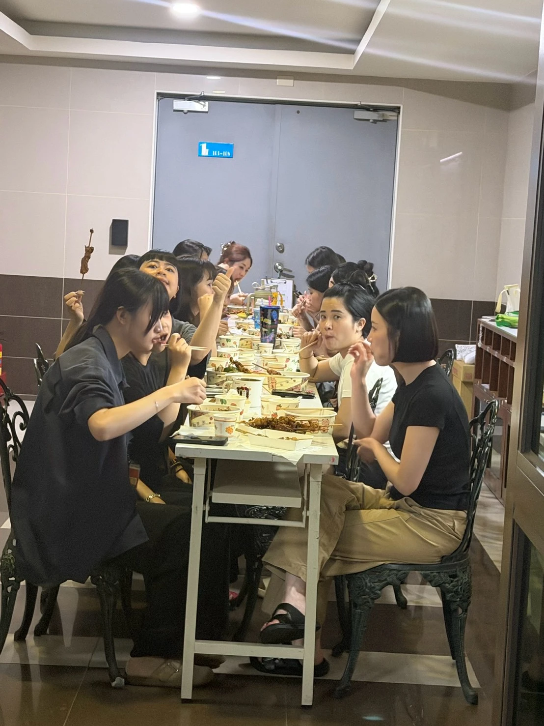 你懂什麼叫牛郎織女一年一次的見面嗎？我們這樣第三年了～明年繼續 感謝昇恆昌員工宿舍的愛戴