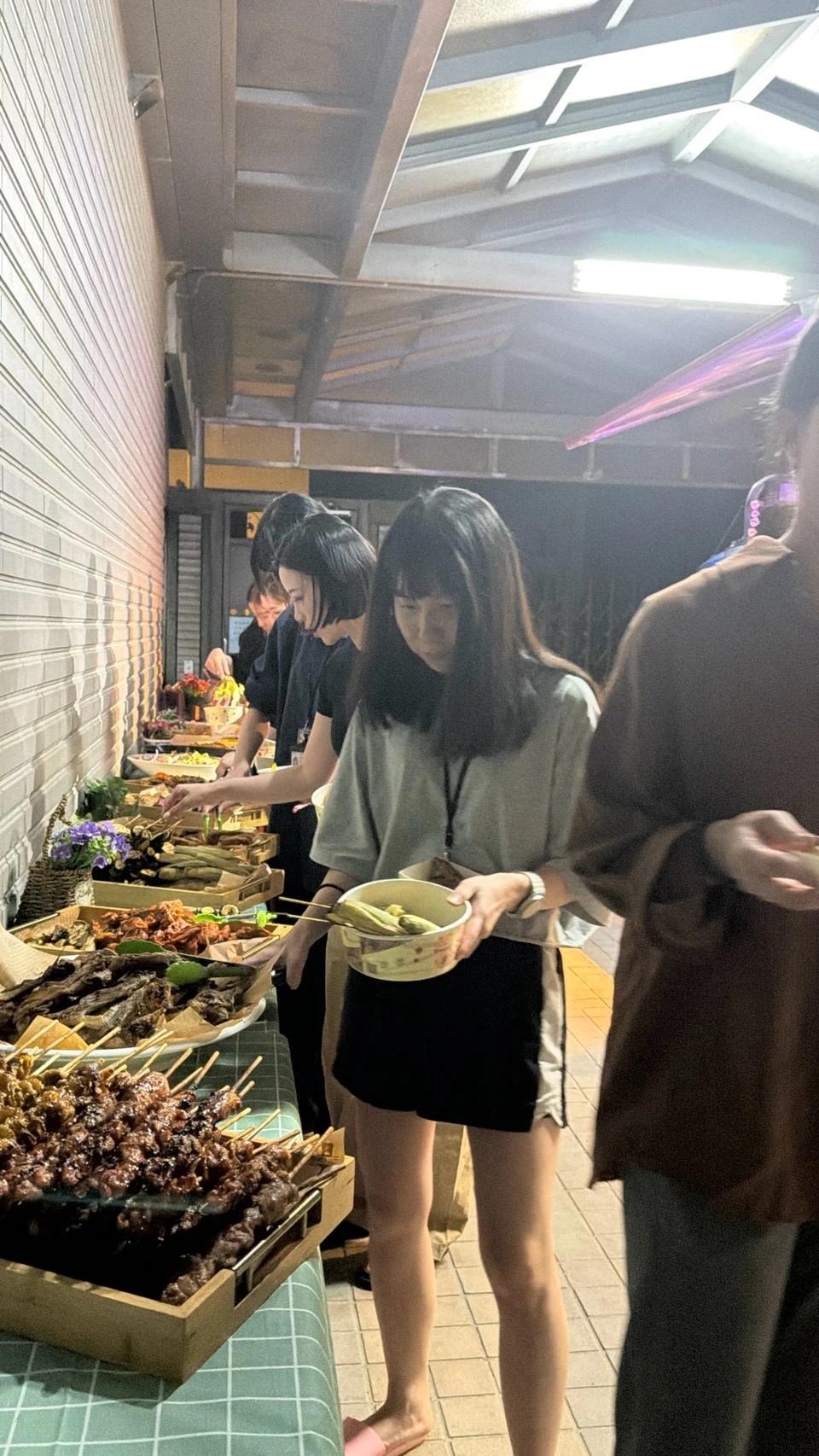 你懂什麼叫牛郎織女一年一次的見面嗎？我們這樣第三年了～明年繼續 感謝昇恆昌員工宿舍的愛戴