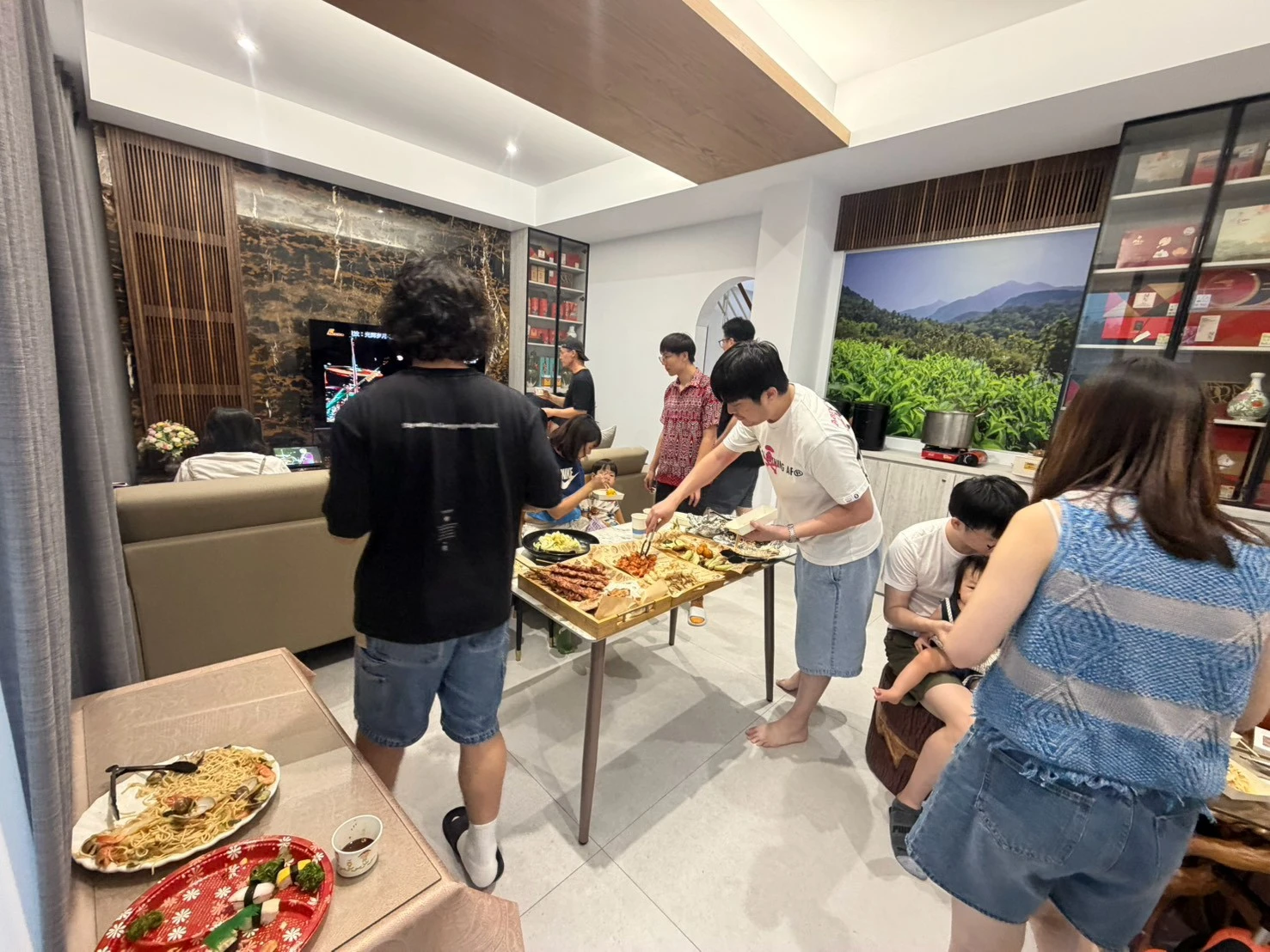 白泉屋民宿：一群已成家的好友，生活各自忙碌，相聚一起是最難得的也是最溫暖的。