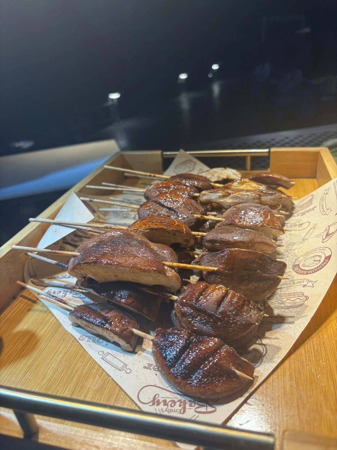 仁愛山村之旅，賞花賞月賞秋香（沒有），賞房賞景賞美食（真的有）。