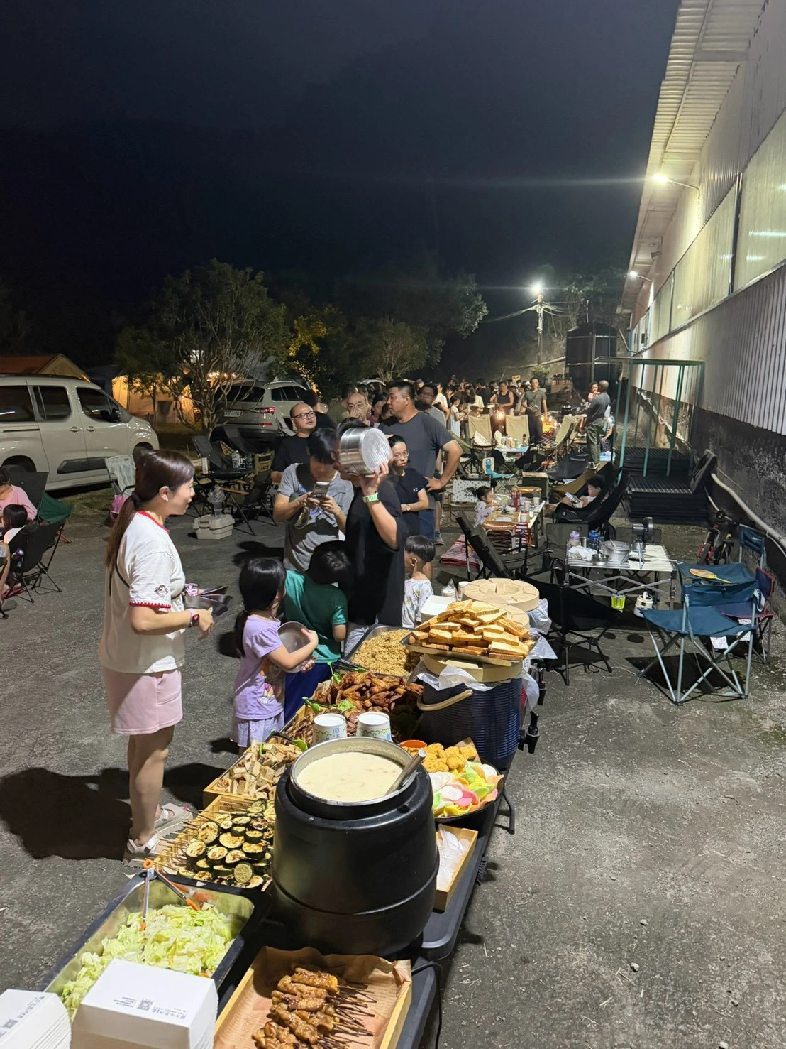 馬莎露營區！爆炸開心～中秋大團露！圓滿成功 別懷疑～大家一起過中秋的感覺真的超熱鬧