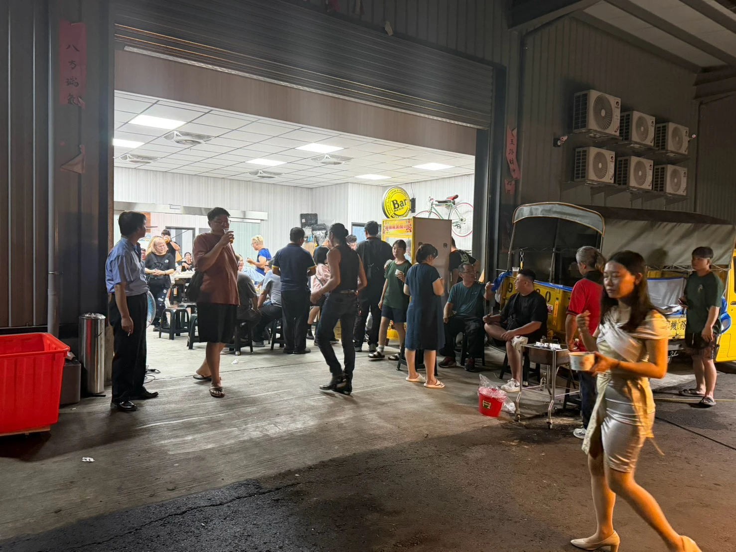 感謝誠毅事務機器有限公司聘請～我只能說超熱情！喝好喝滿就是要配美食+賞月～大家中秋連假快樂