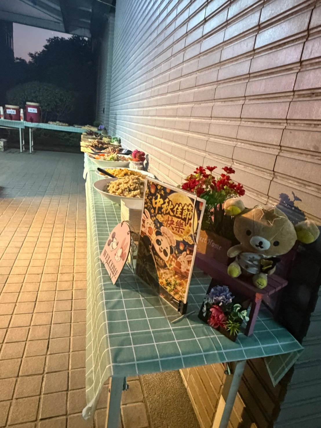 你懂什麼叫牛郎織女一年一次的見面嗎？我們這樣第三年了～明年繼續 感謝昇恆昌員工宿舍的愛戴